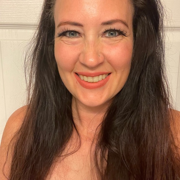 Meet your Posher, Allison - Picture 4 of 4